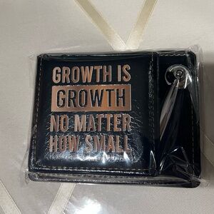 Growth is Growth No Matter How Small Black&Gold Inspirational Notepad&Pen Holder